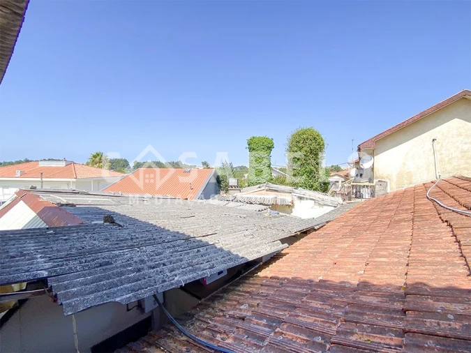 Moradia T10 para Venda em Serzedo e Perosinho Foto 21