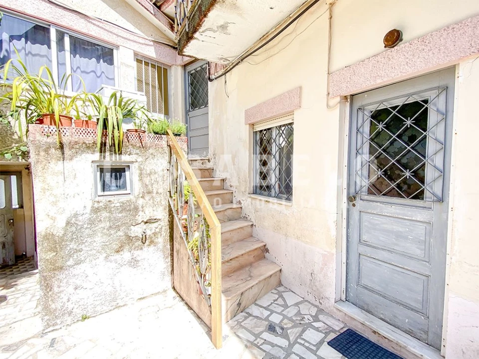 Moradia T10 para Venda em Serzedo e Perosinho Foto 9