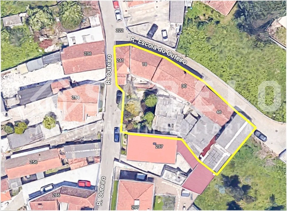 Moradia T10 para Venda em Serzedo e Perosinho Foto 27