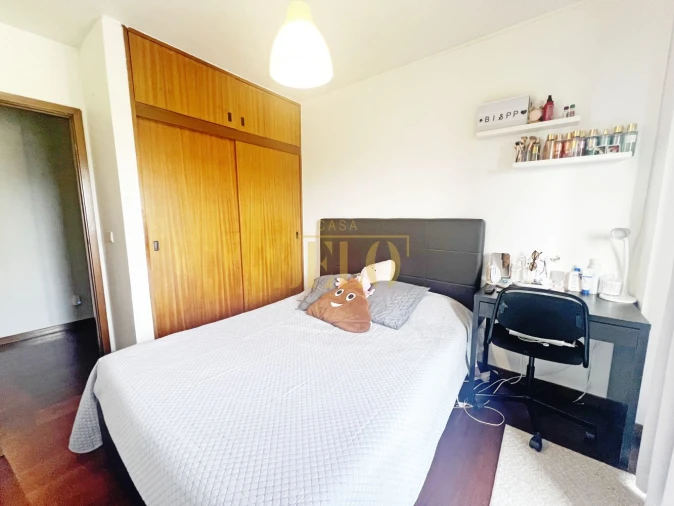 Apartamento T4 para Venda em Ramalde Foto 17