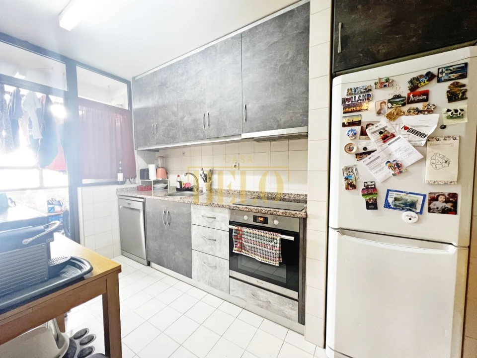 Apartamento T4 para Venda em Ramalde Foto 10