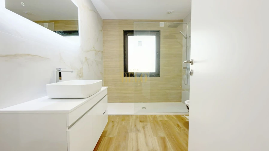 Moradia T3 para Venda em Nogueira e Silva Escura Foto 29