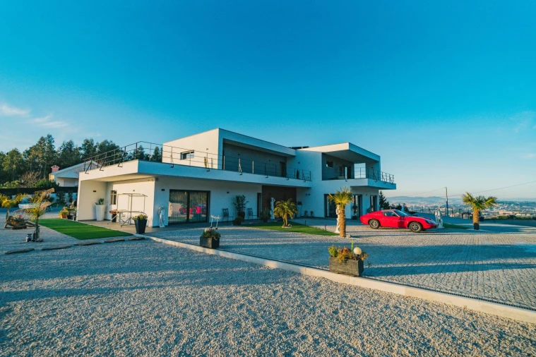 Moradia T4 para Venda em Fonte Arcada Foto 4