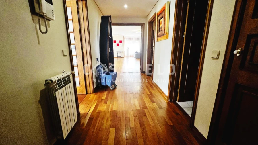 Apartamento T3 para Venda em Cidade da Maia Foto 12