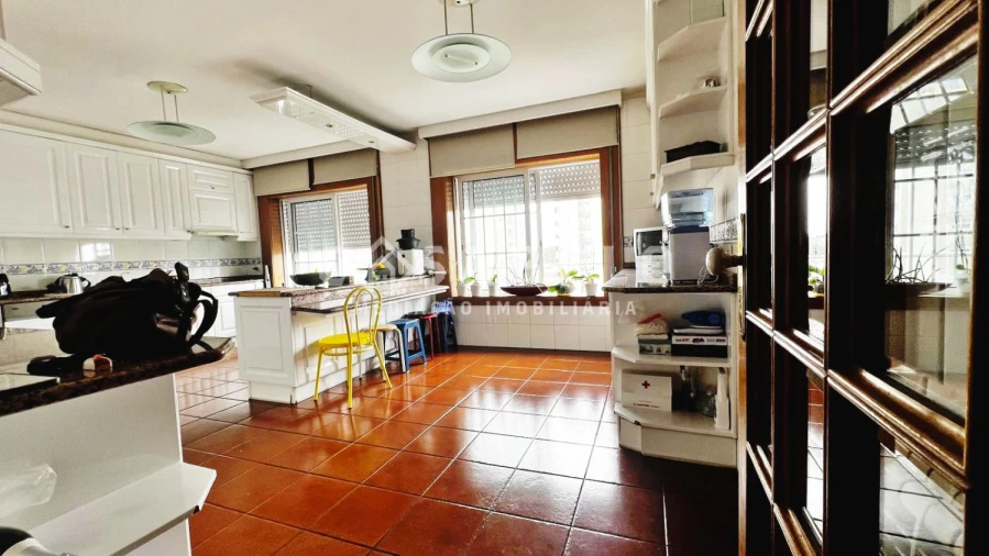 Apartamento T3 para Venda em Cidade da Maia Foto 16