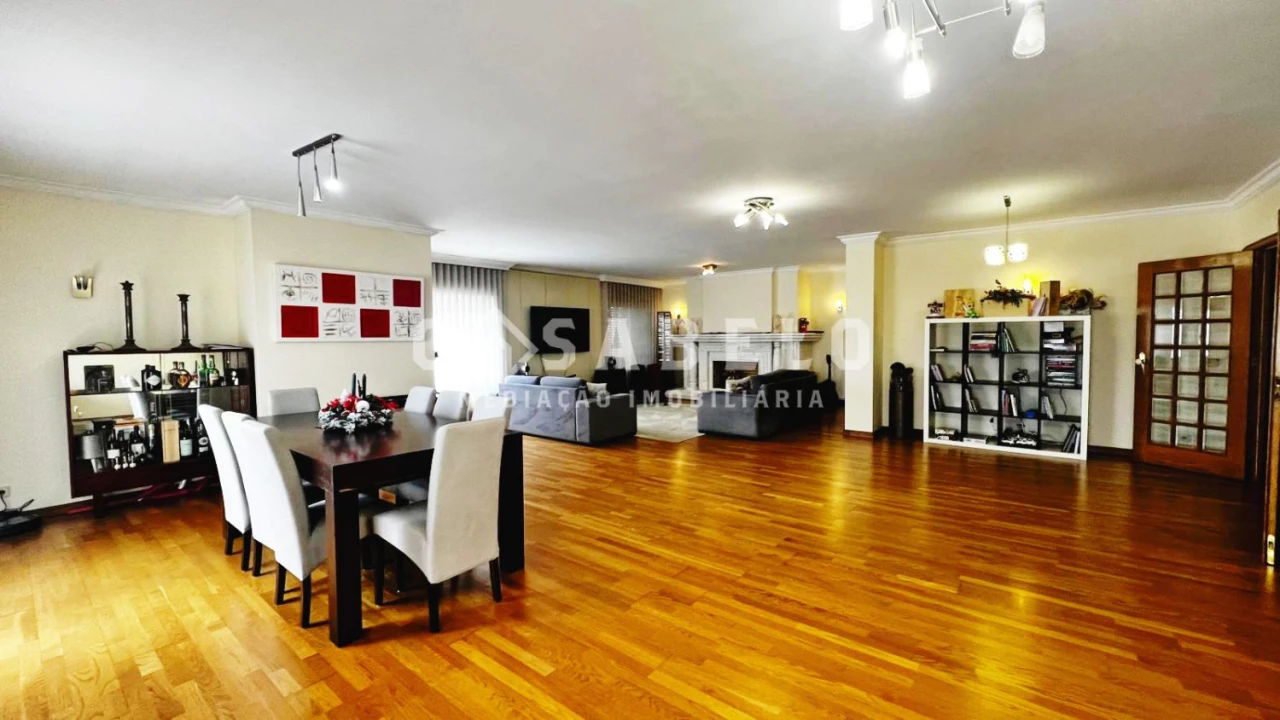 Apartamento T3 para Venda em Cidade da Maia Foto 1