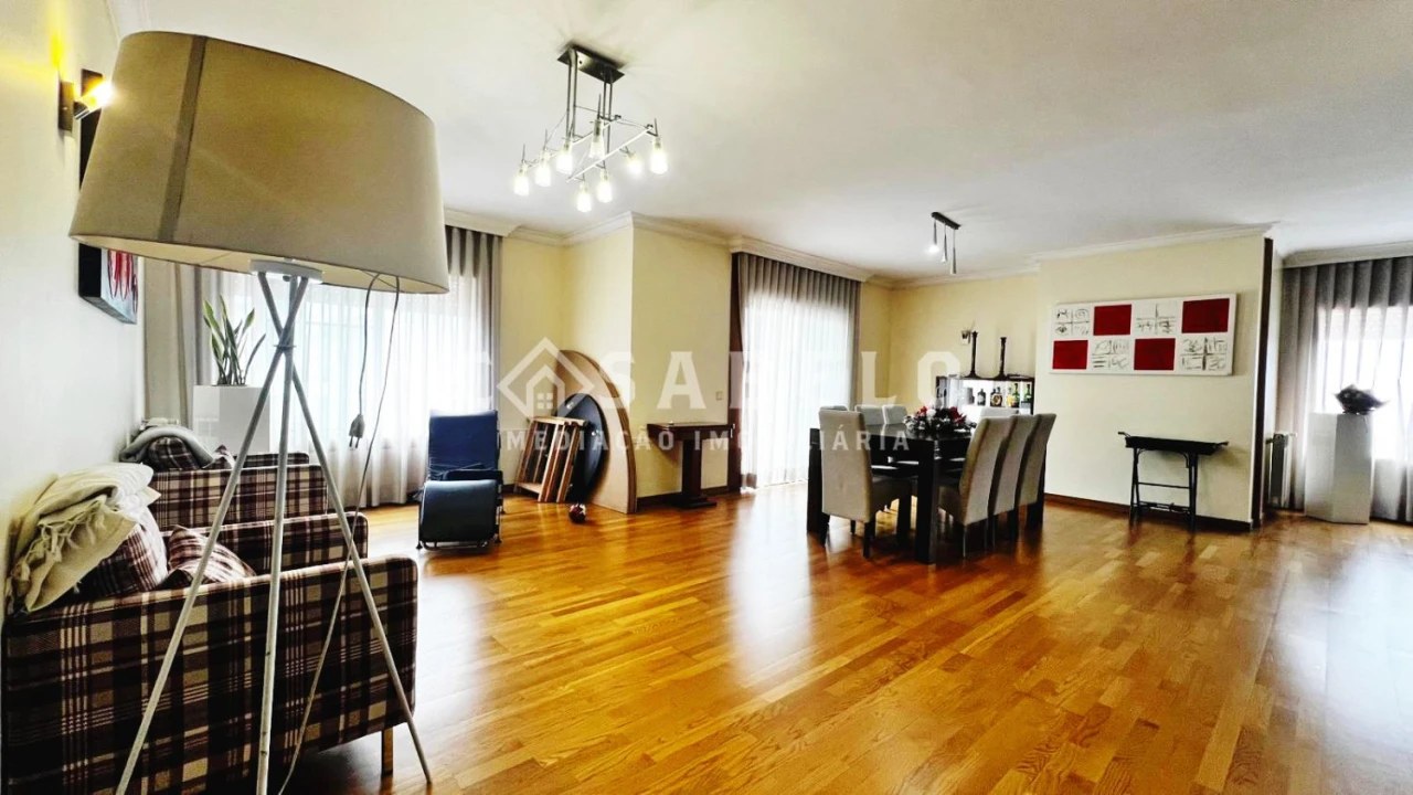 Apartamento T3 para Venda em Cidade da Maia Foto 2