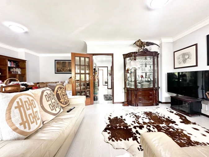 Moradia T4 para Venda em Cidade da Maia Foto 18