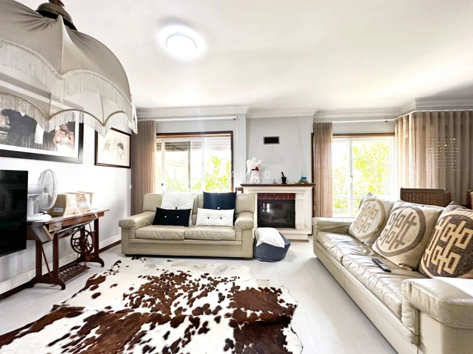 Moradia T4 para Venda em Cidade da Maia Foto 1