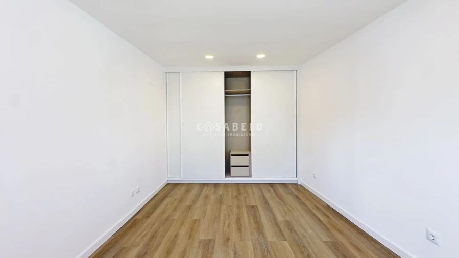 Moradia T2 para Venda em Paranhos Foto 15