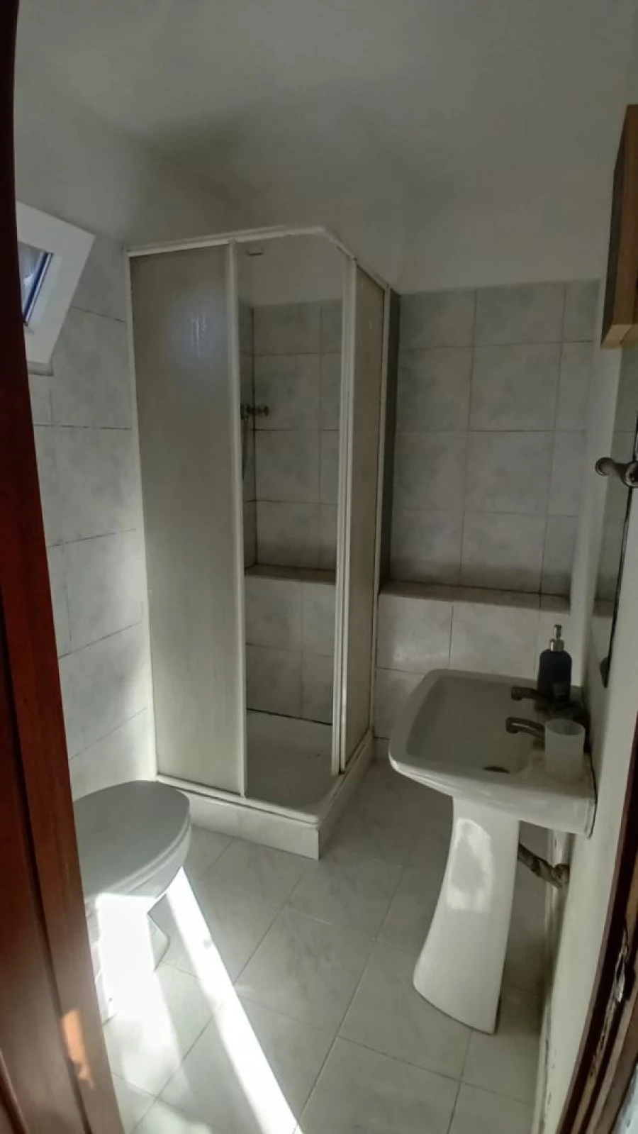 Moradia T4 para Venda em Lomba Foto 30