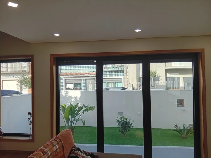 Moradia T3 para Venda em Madalena Foto 41