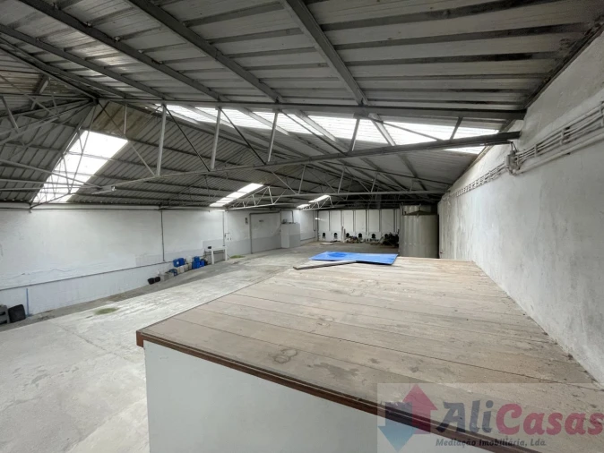 Loja para Arrendamento em Esmoriz Foto 19