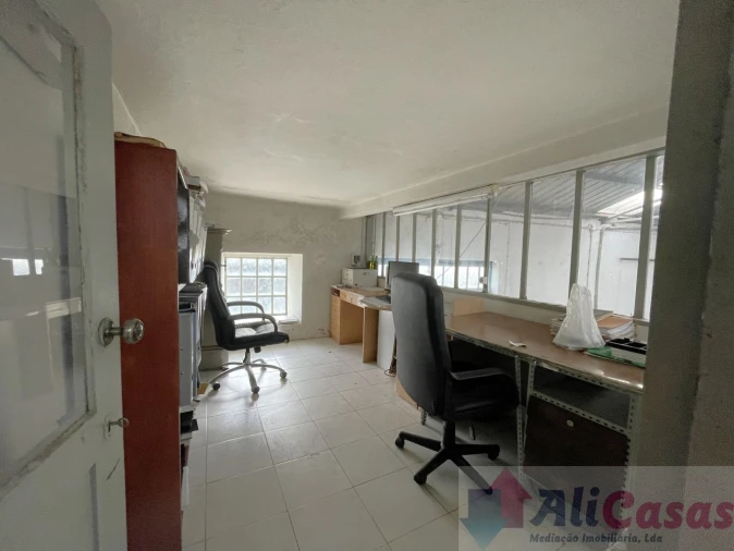 Loja para Arrendamento em Esmoriz Foto 18