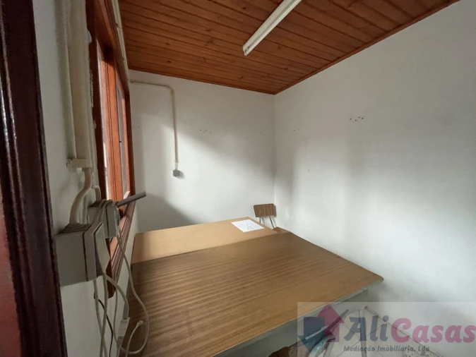 Loja para Arrendamento em Esmoriz Foto 13