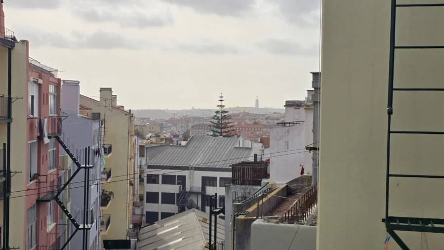 Apartamento T2 para Venda em Arroios Foto 2