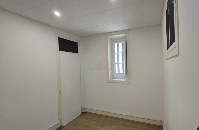 Apartamento T2 para Venda em Arroios Foto 7