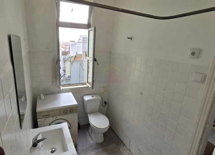 Apartamento T2 para Venda em Arroios Foto 13