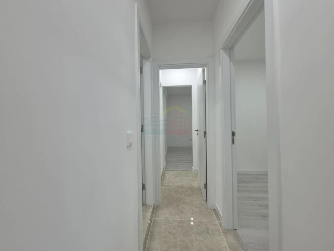 Apartamento T2 para Venda em Almada, Cova da Piedade, Pragal e Cacilhas Foto 9