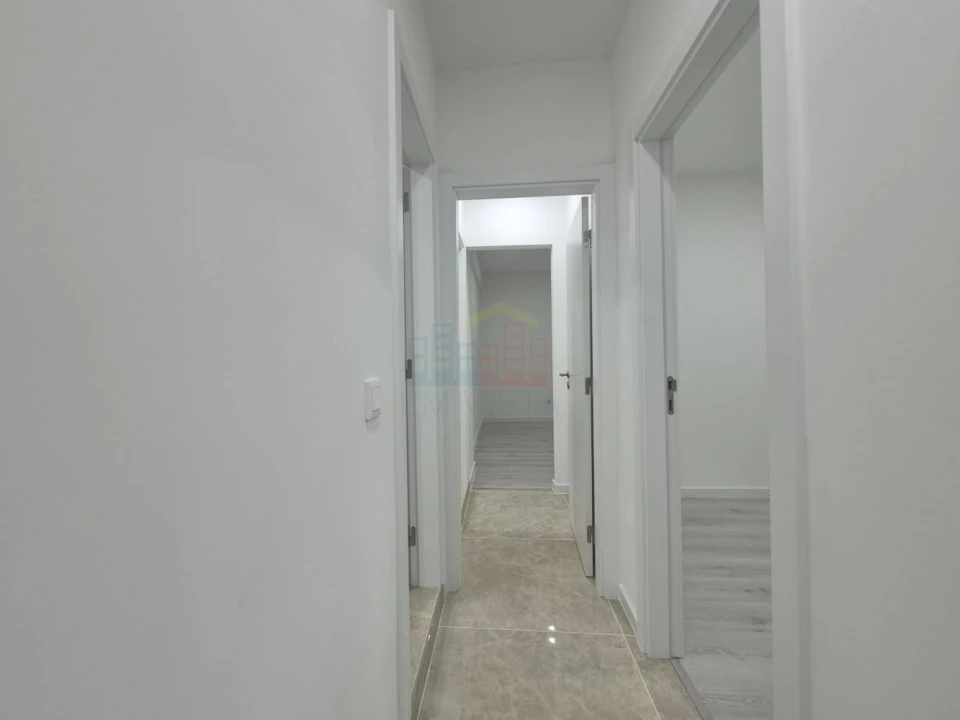 Apartamento T2 para Venda em Almada, Cova da Piedade, Pragal e Cacilhas Foto 9