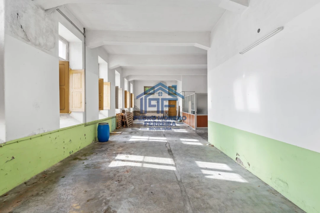 Loja para Venda em Covilhã e Canhoso Foto 1