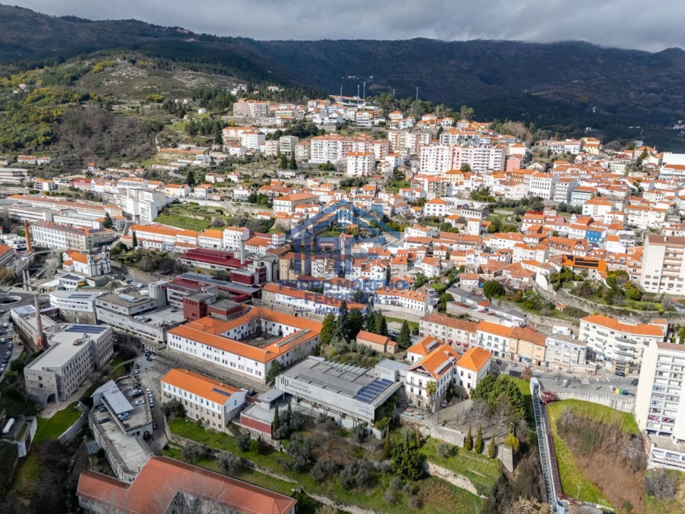 Apartamento T3 para Venda em Covilhã e Canhoso Foto 29