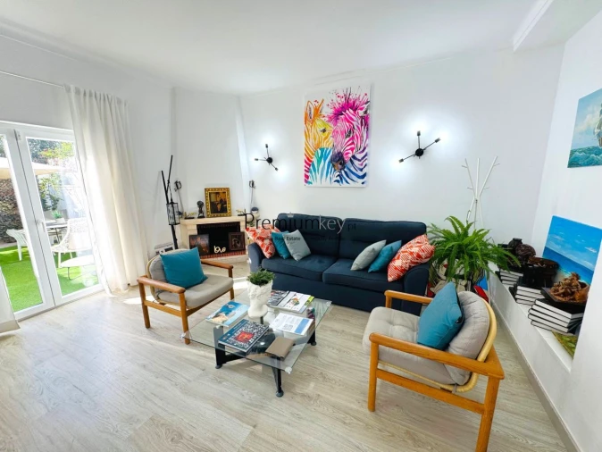 Moradia T2 para Venda em Albufeira e Olhos de Água Foto 3