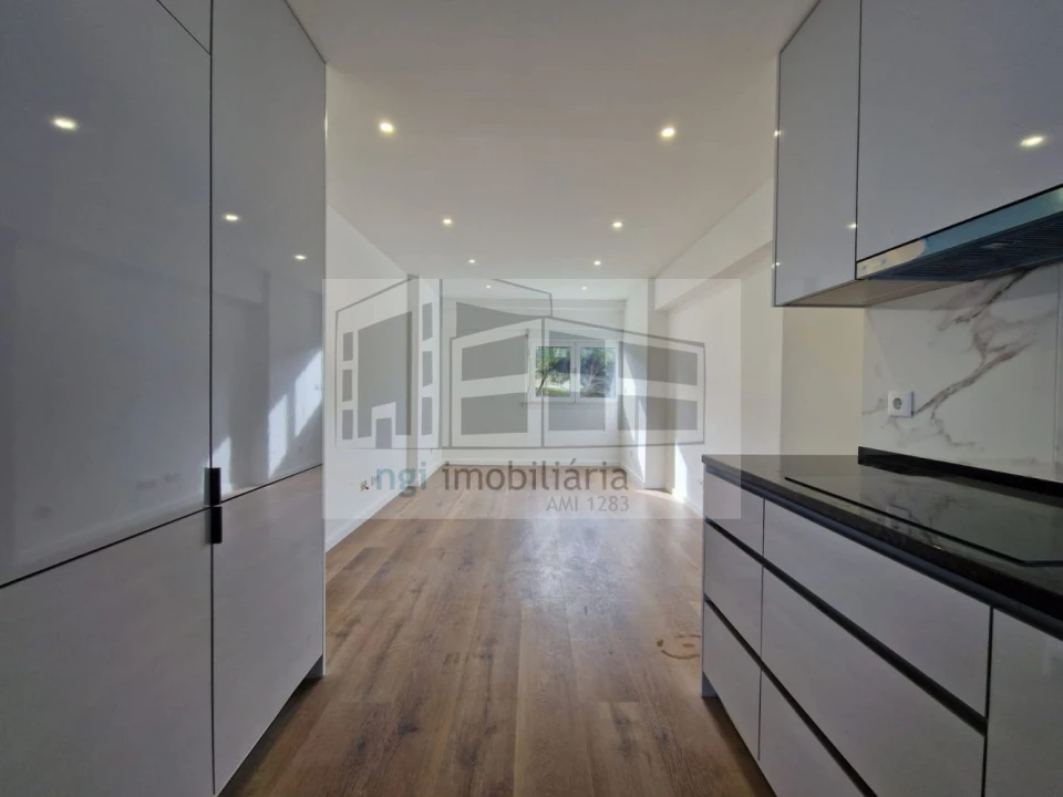 Apartamento T3 para Venda em Olivais Foto 1