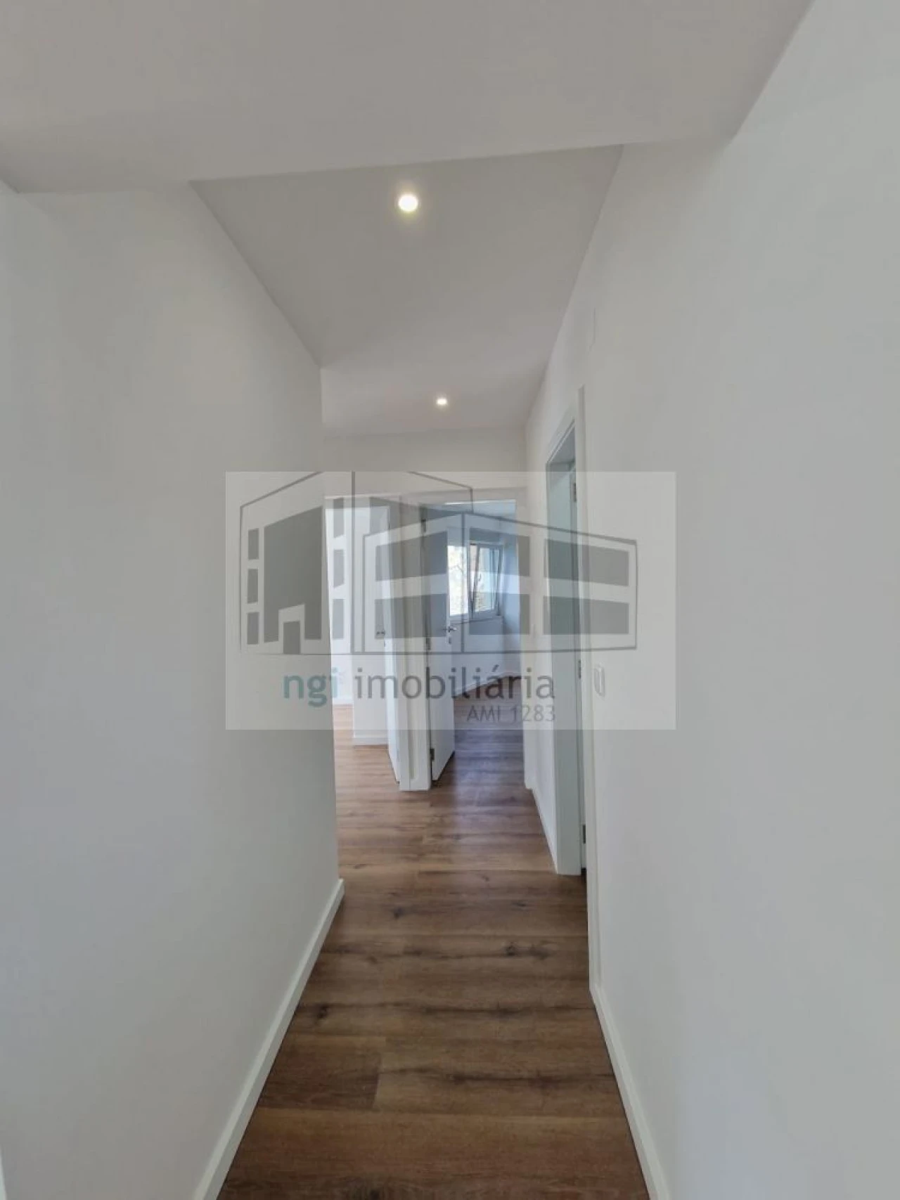 Apartamento T3 para Venda em Olivais Foto 8