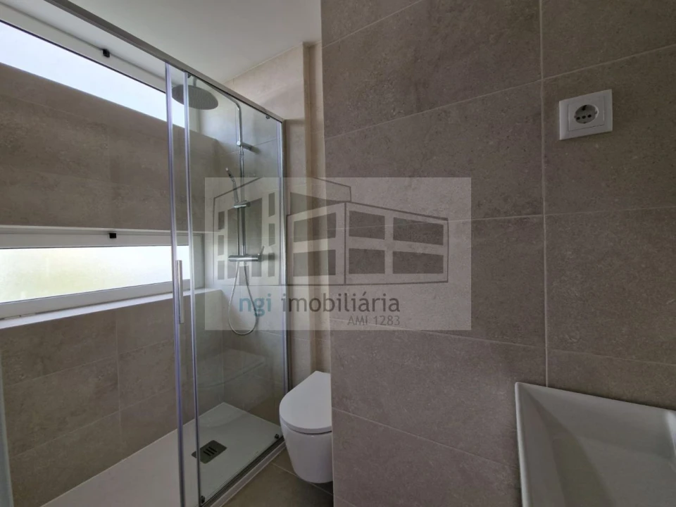 Apartamento T3 para Venda em Olivais Foto 23