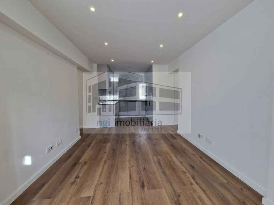 Apartamento T3 para Venda em Olivais Foto 7