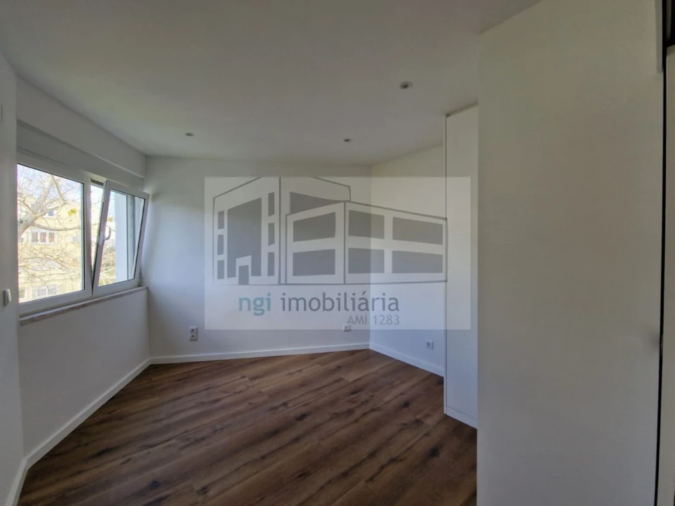 Apartamento T3 para Venda em Olivais Foto 22