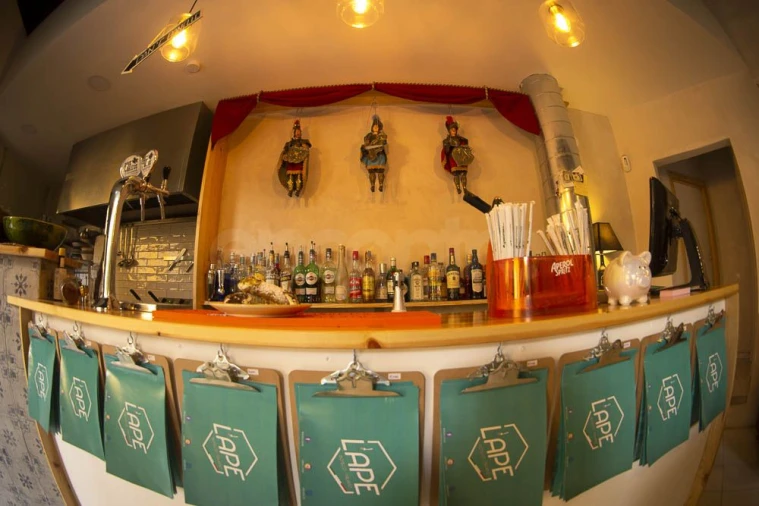 Loja para Trespasse em São Vicente Foto 2