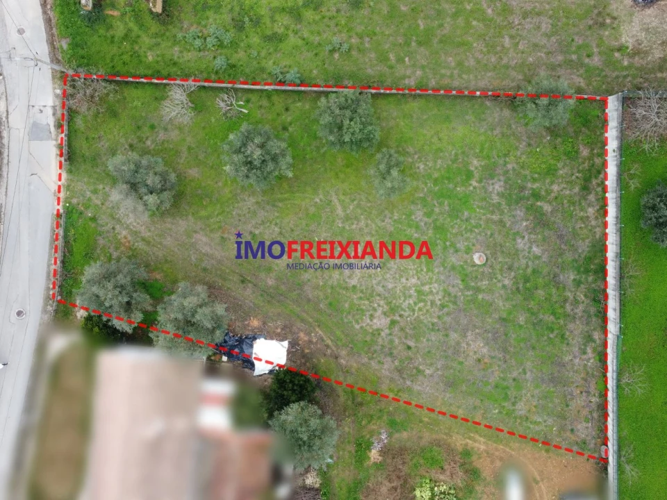 Terreno para Venda em Rio de Couros e Casal dos Bernardos Foto 2