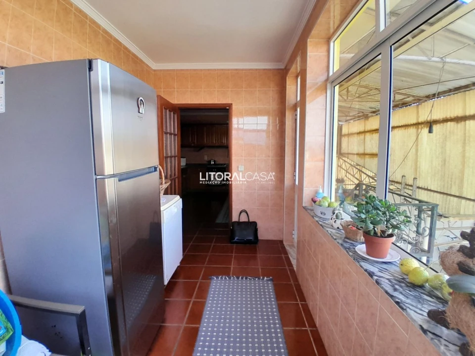 Moradia T4 para Venda em Oliveira do Bairro Foto 3