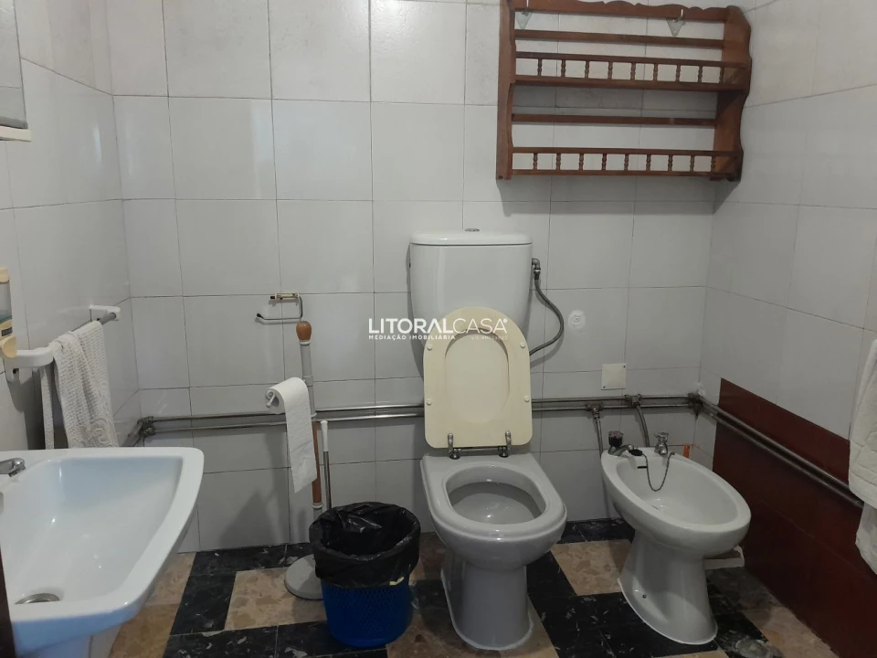 Moradia T4 para Venda em Oliveira do Bairro Foto 26