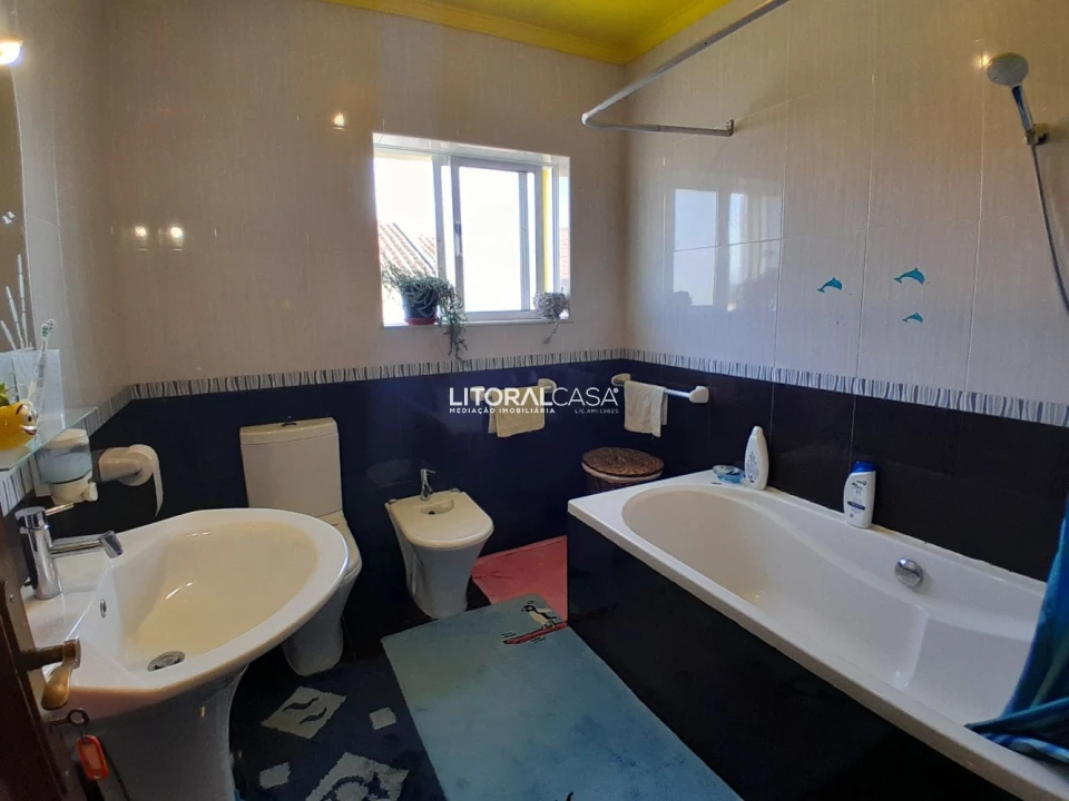 Moradia T4 para Venda em Oliveira do Bairro Foto 14