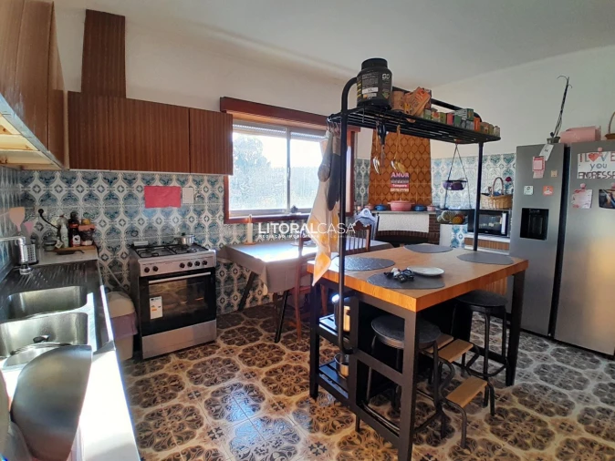 Moradia T5 para Venda em Oiã Foto 4