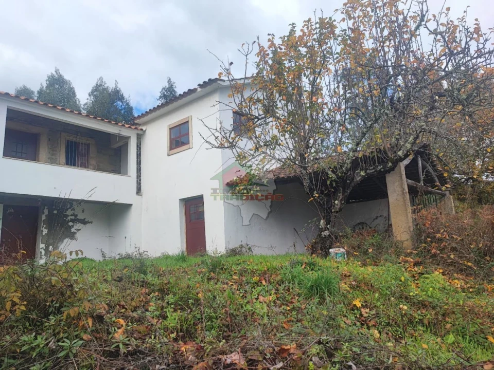 Quinta T3 para Venda em Pedrogão Grande Foto 2