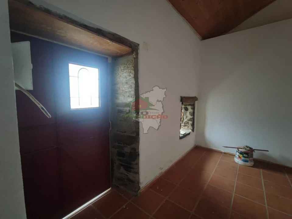 Quinta T3 para Venda em Pedrogão Grande Foto 9