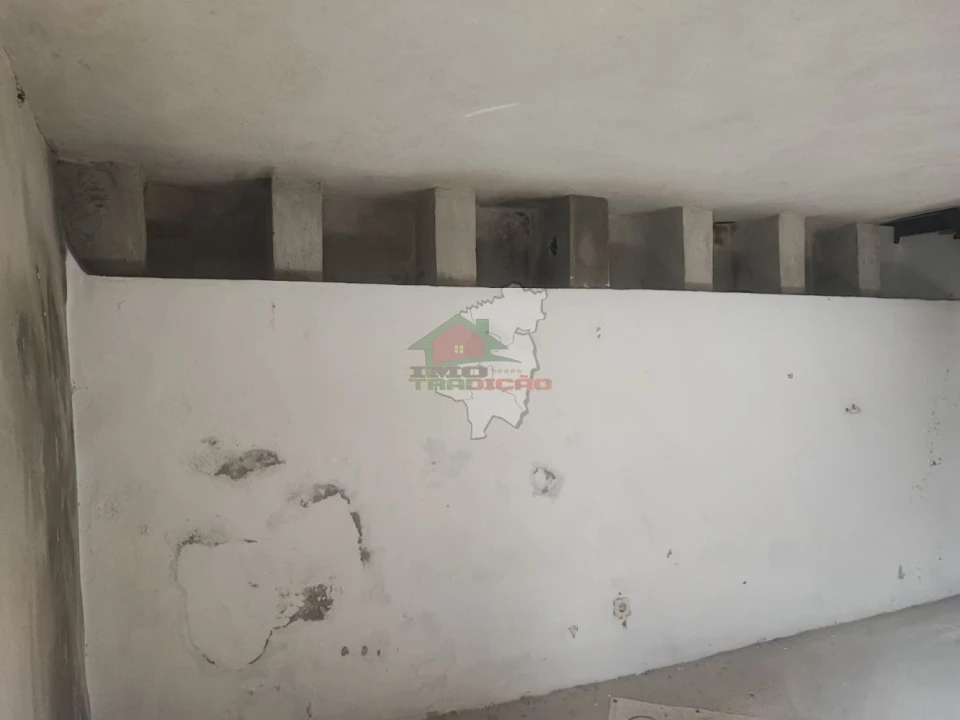 Quinta T3 para Venda em Pedrogão Grande Foto 30