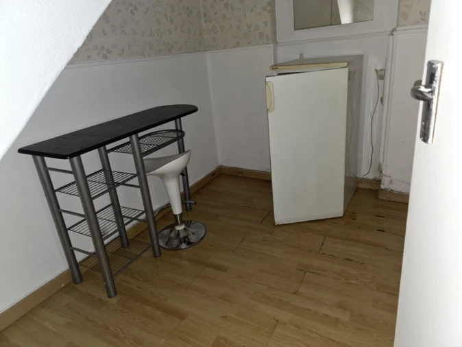 Loja para Arrendamento em Arroios Foto 10