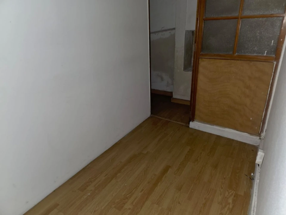 Loja para Arrendamento em Arroios Foto 13