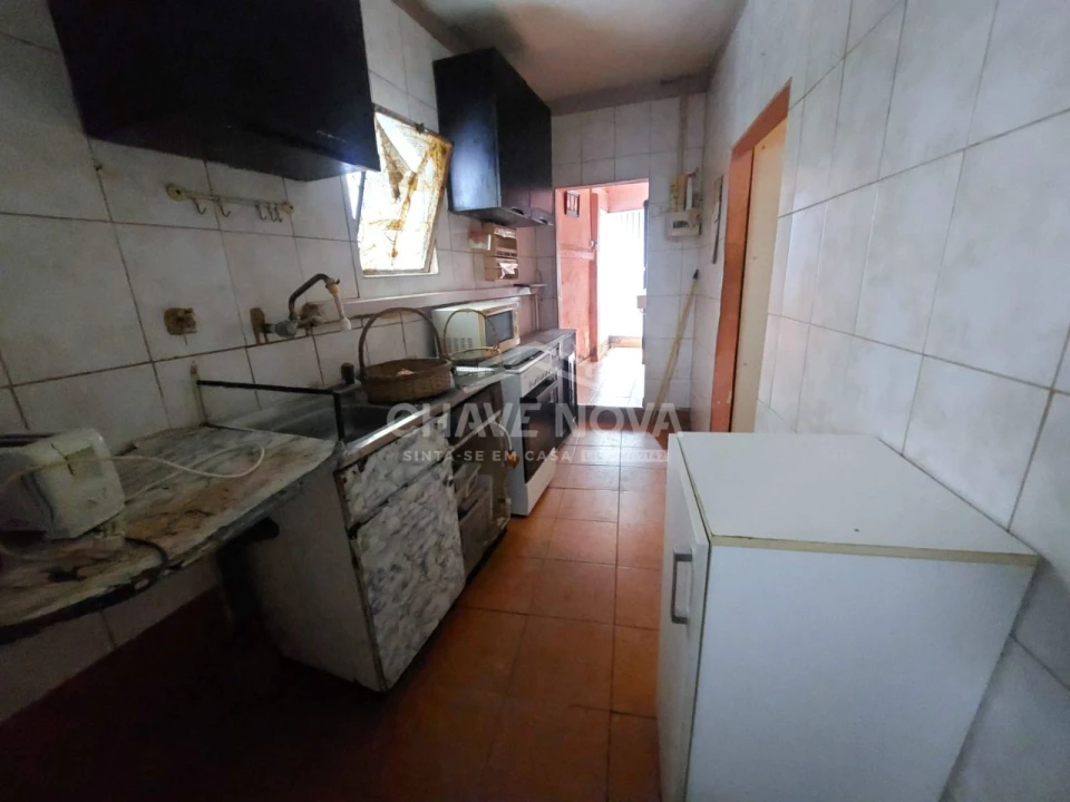 Moradia T2 para Venda em Oliveira do Douro Foto 7