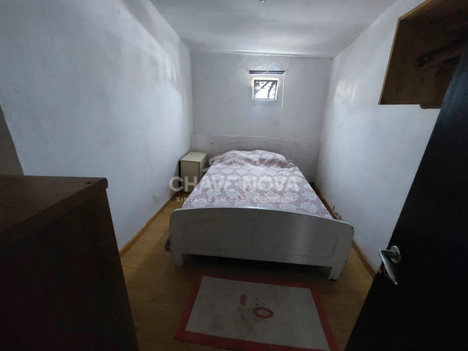 Moradia T2 para Venda em Oliveira do Douro Foto 12