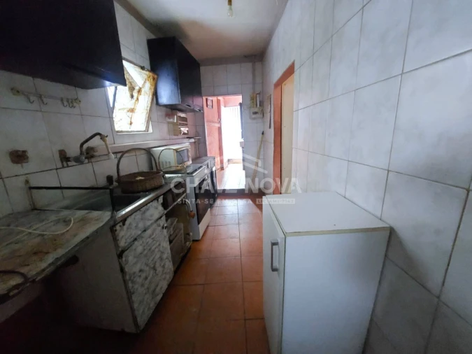 Moradia T2 para Venda em Oliveira do Douro Foto 5