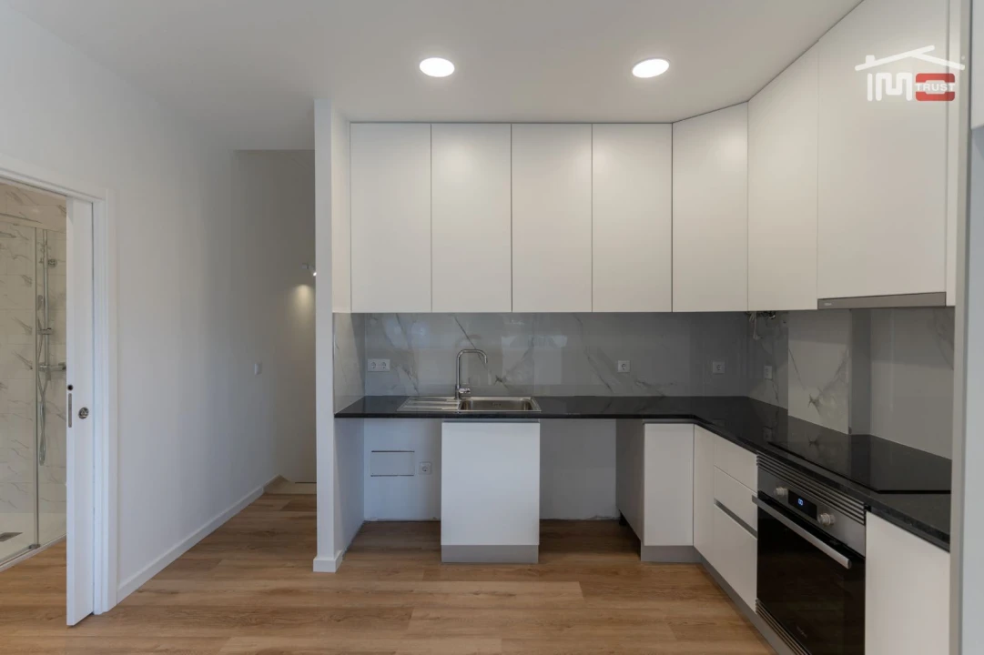 Apartamento T2 para Venda em Leiria, Pousos, Barreira e Cortes Foto 7