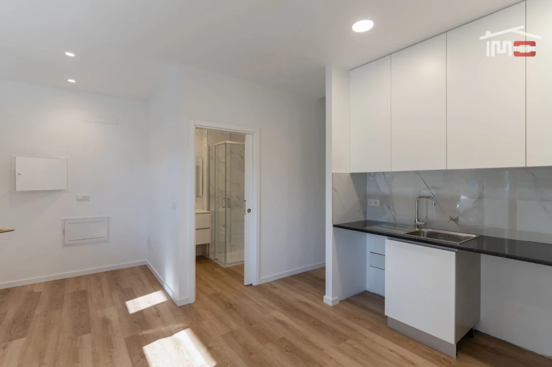 Apartamento T2 para Venda em Leiria, Pousos, Barreira e Cortes Foto 8