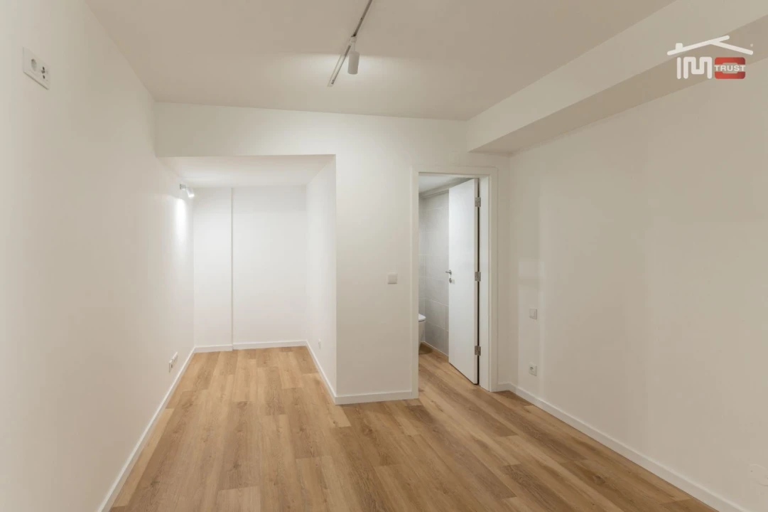 Apartamento T2 para Venda em Leiria, Pousos, Barreira e Cortes Foto 5