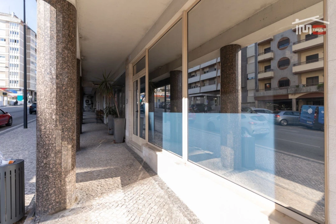 Apartamento T2 para Venda em Leiria, Pousos, Barreira e Cortes Foto 24
